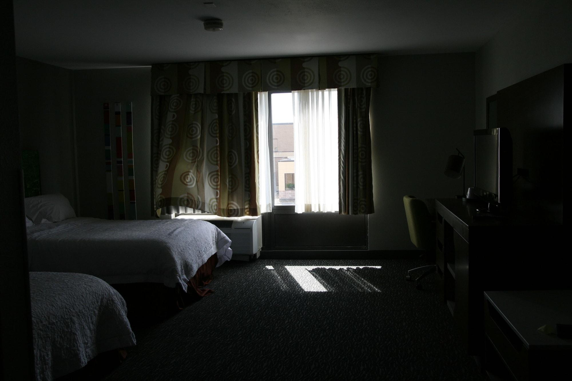 Hampton Hotel 3*
