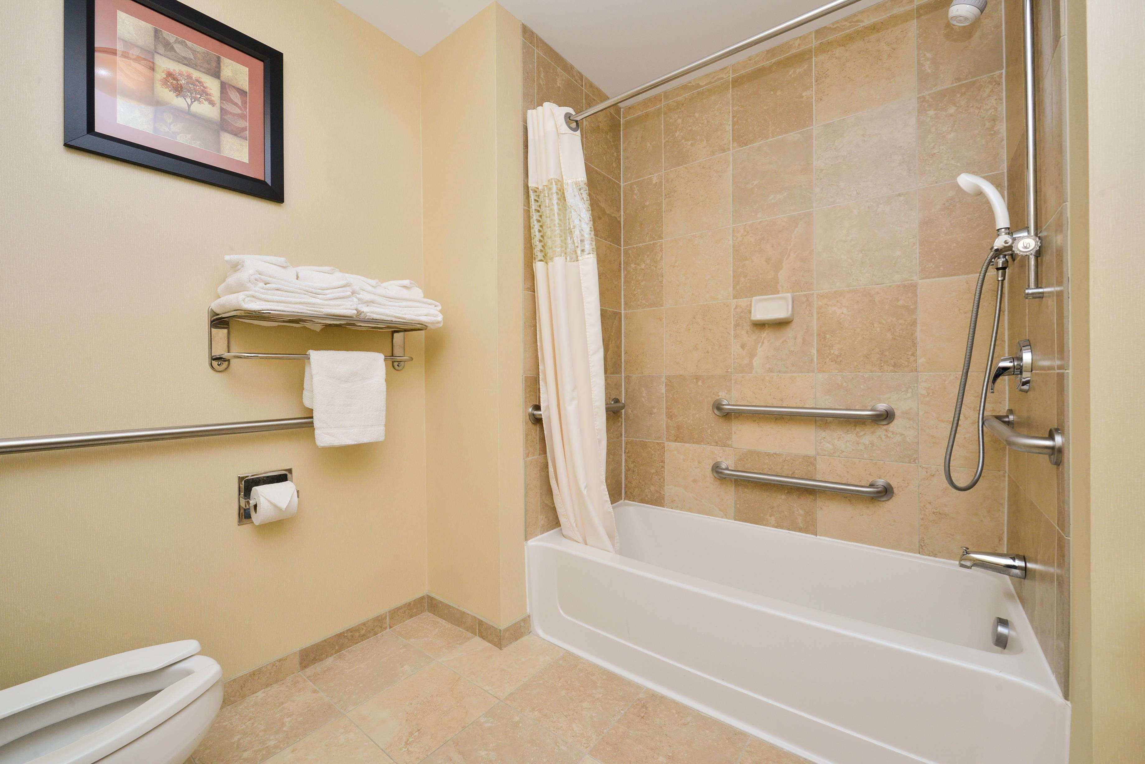 Hampton Hotel Clarion